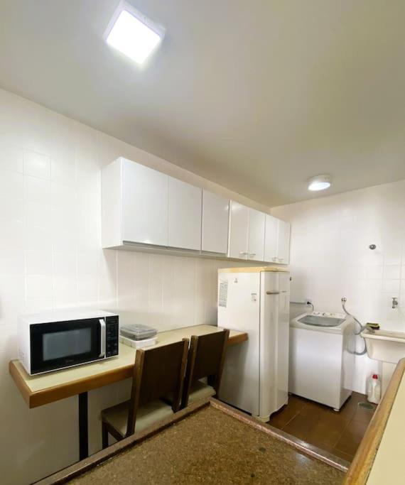 2 Dorm L Piscina L Sauna L Garagem L 200m Da Pitangueiras *